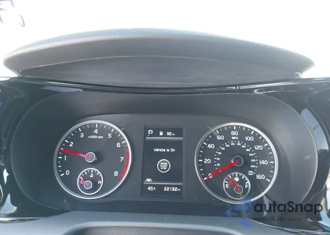 2024 Kia K5 Gt-Line z USA, uszkodzony, nr VIN 5XXG64J22RG266328